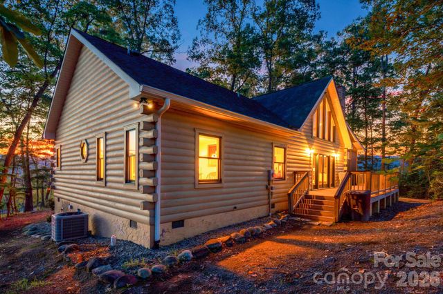 240 Ravenswood Drive, Marion, NC 28752