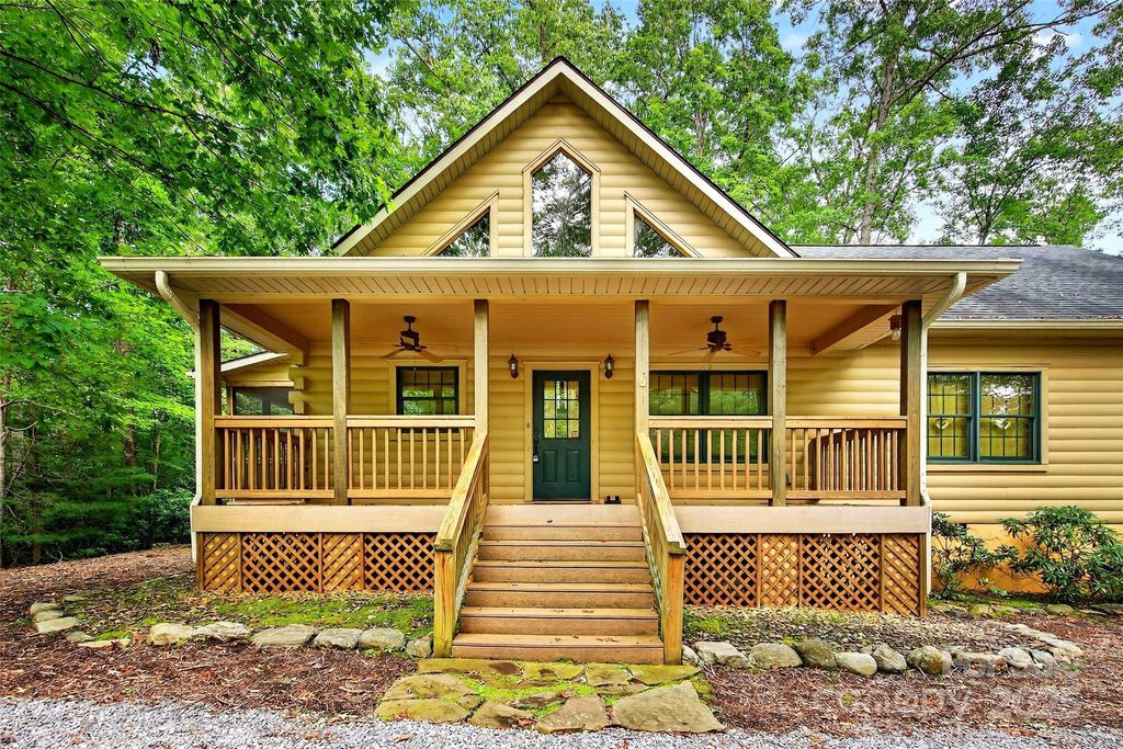 240 Ravenswood Drive, Marion, NC 28752