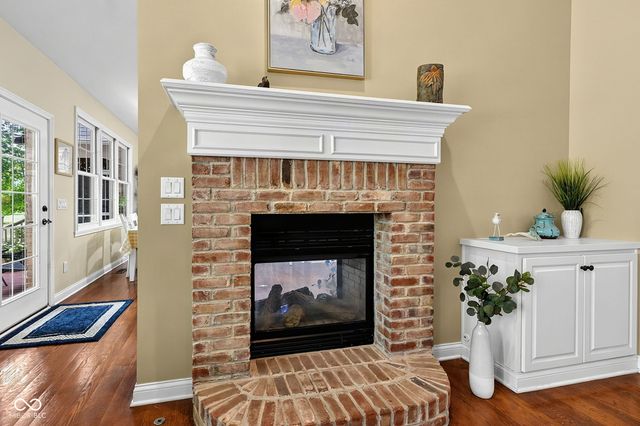 1724 E Greyhawk Way, Greenfield, IN 46140