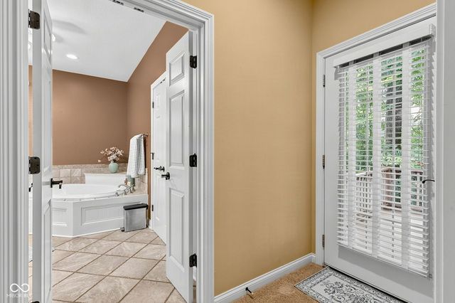 1724 E Greyhawk Way, Greenfield, IN 46140
