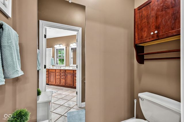 1724 E Greyhawk Way, Greenfield, IN 46140