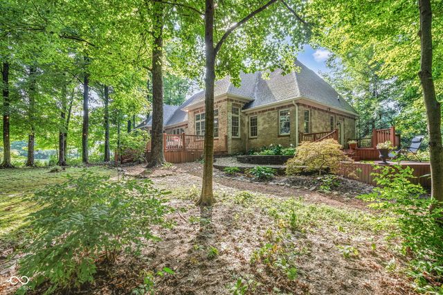 1724 E Greyhawk Way, Greenfield, IN 46140