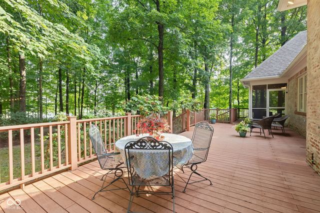 1724 E Greyhawk Way, Greenfield, IN 46140
