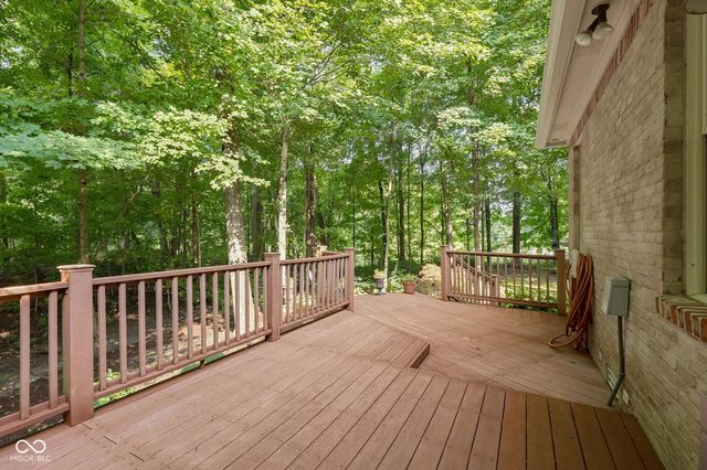 1724 E Greyhawk Way, Greenfield, IN 46140