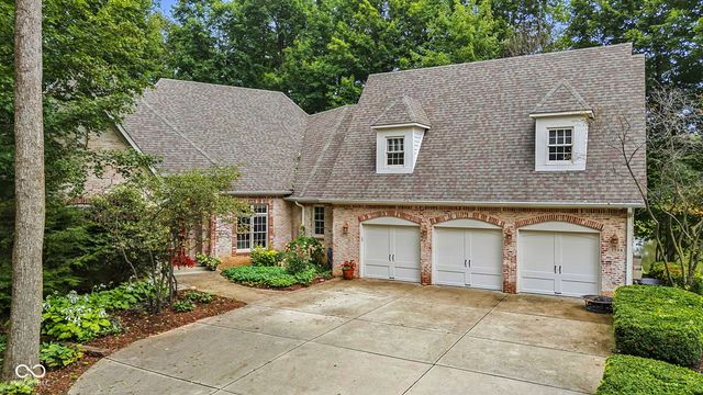 1724 E Greyhawk Way, Greenfield, IN 46140