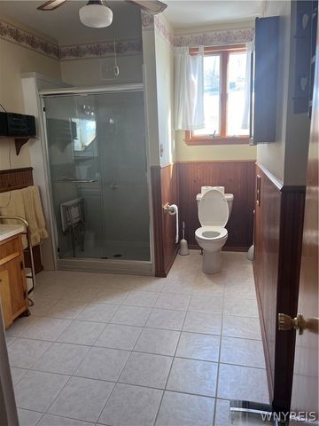 5588 Seneca Street, West Seneca, NY 14224