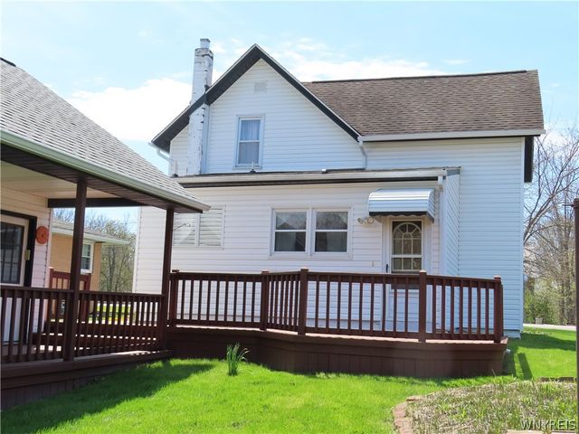 5588 Seneca Street, West Seneca, NY 14224