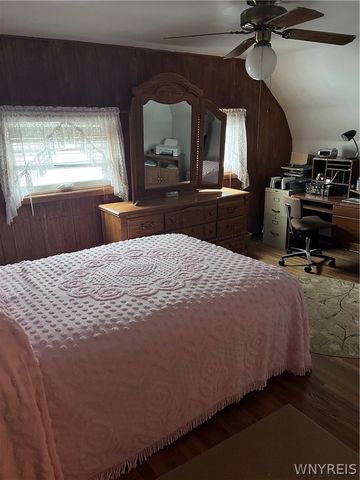 5588 Seneca Street, West Seneca, NY 14224