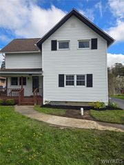 5588 Seneca Street, West Seneca, NY 14224