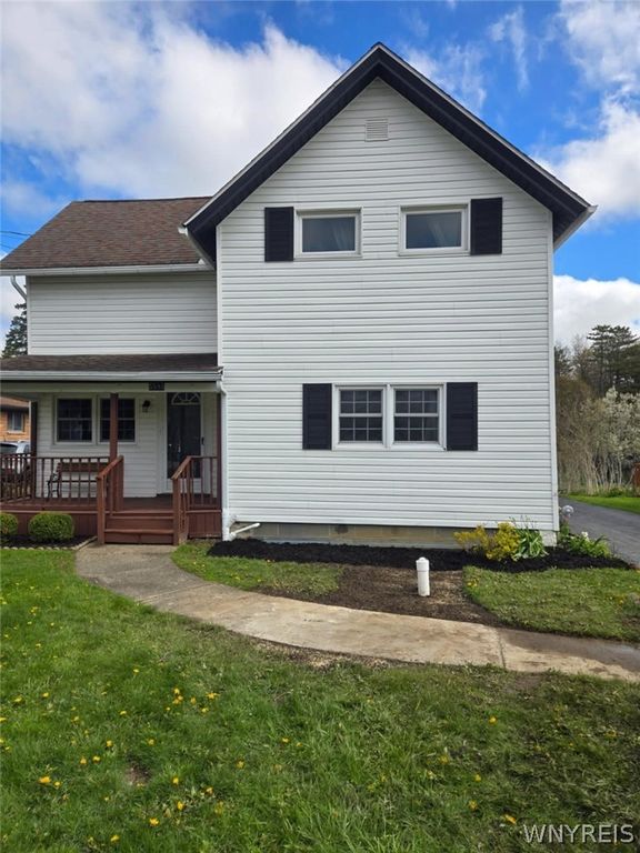 5588 Seneca Street, West Seneca, NY 14224