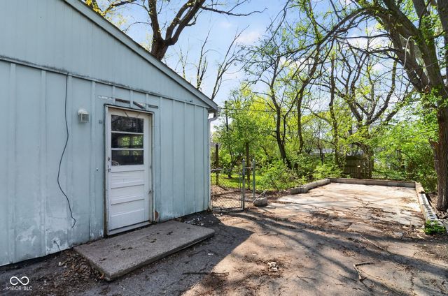 4002 N Mitthoefer Road, Indianapolis, IN 46235