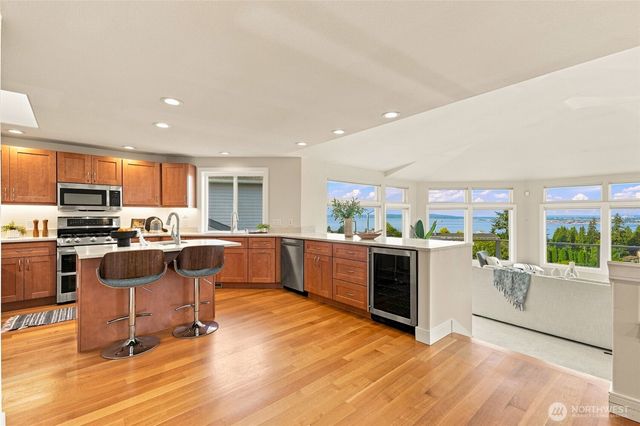 1816 England Avenue, Everett, WA 98203