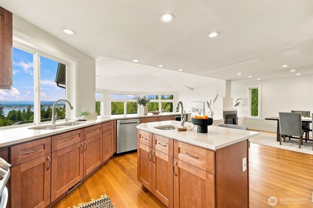 1816 England Avenue, Everett, WA 98203