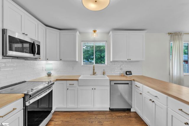 102 Dianne Avenue, Simpsonville, SC 29681