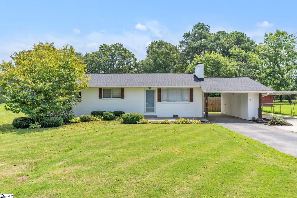 102 Dianne Avenue, Simpsonville, SC 29681
