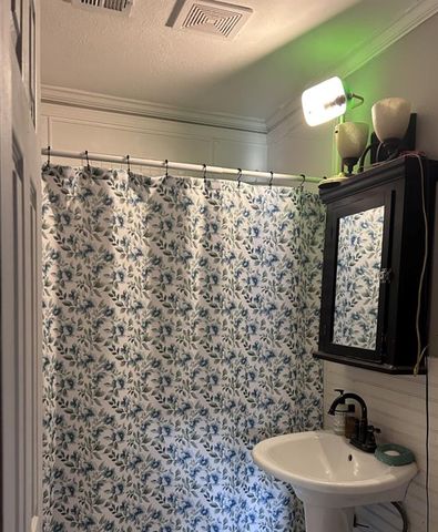 4021 N Sterling Avenue, Oklahoma City, OK 73122