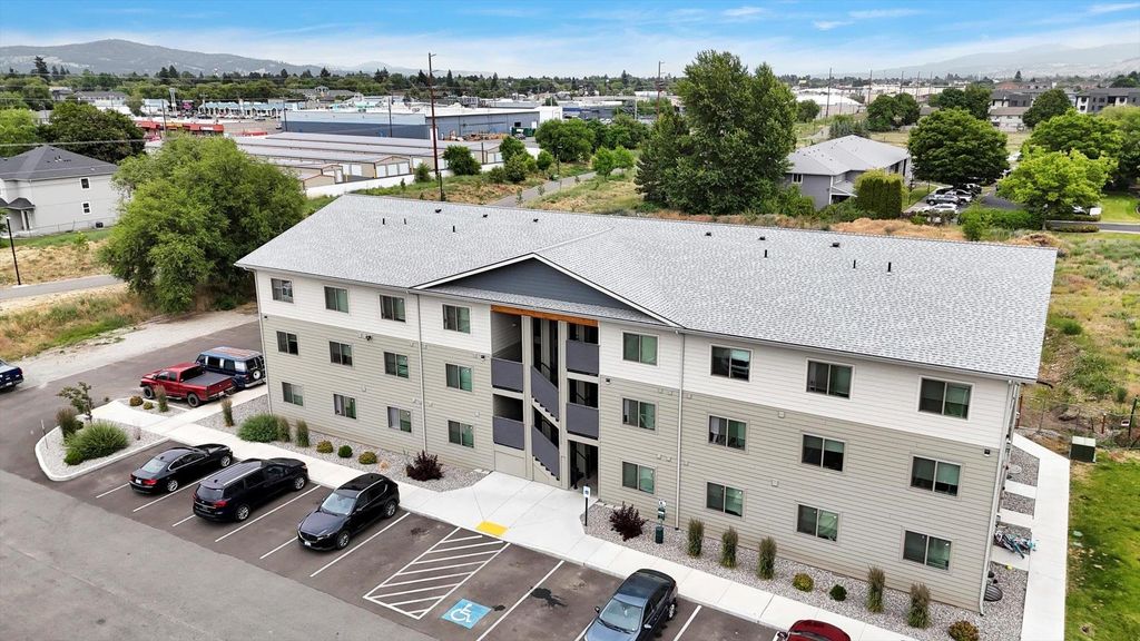 12405-12409 E 3rd Ave, Spokane Valley, WA 99216