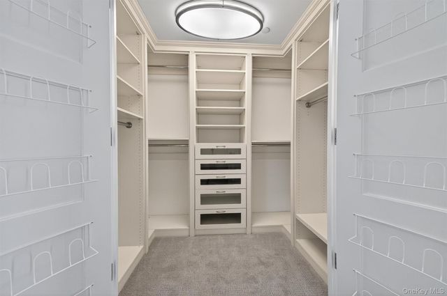 1 Renaissance Square V4E, White Plains, NY 10601