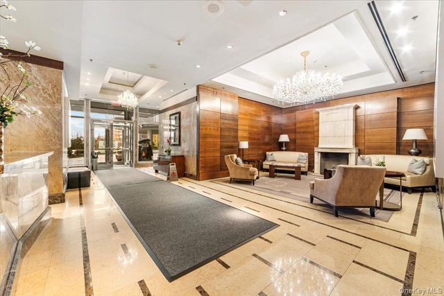 1 Renaissance Square V4E, White Plains, NY 10601