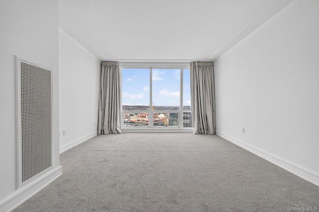 1 Renaissance Square V4E, White Plains, NY 10601