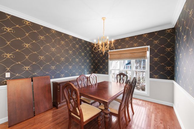 230 Krista Cv, Paris, TN 38242