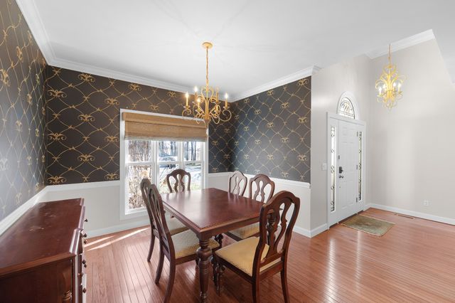 230 Krista Cv, Paris, TN 38242