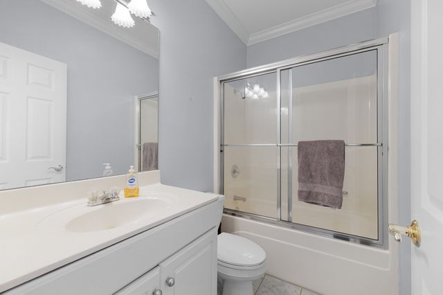 230 Krista Cv, Paris, TN 38242