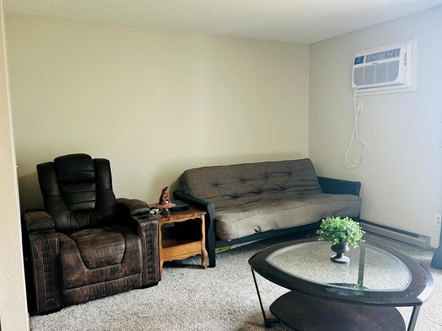 7675 142nd Street W 215, Apple Valley, MN 55124