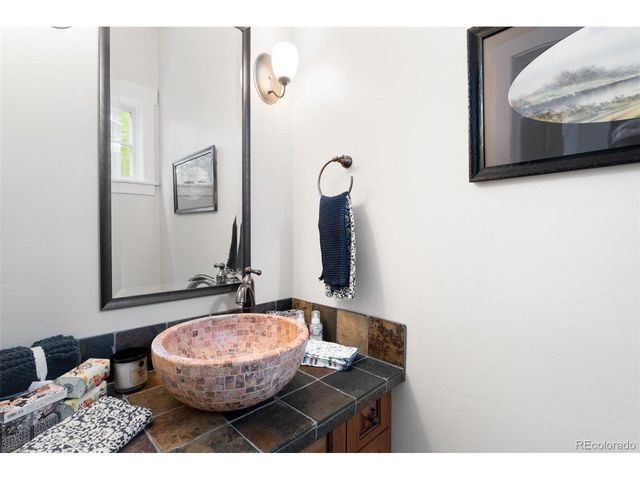 3166 Juniper Ct, Golden, CO 80401
