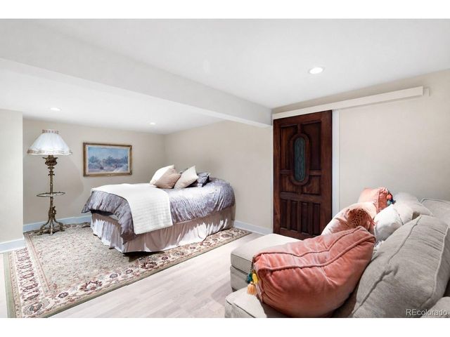 3166 Juniper Ct, Golden, CO 80401