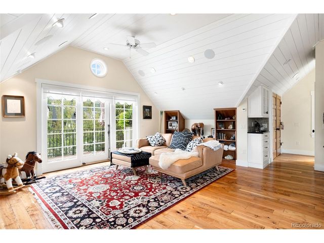 3166 Juniper Ct, Golden, CO 80401