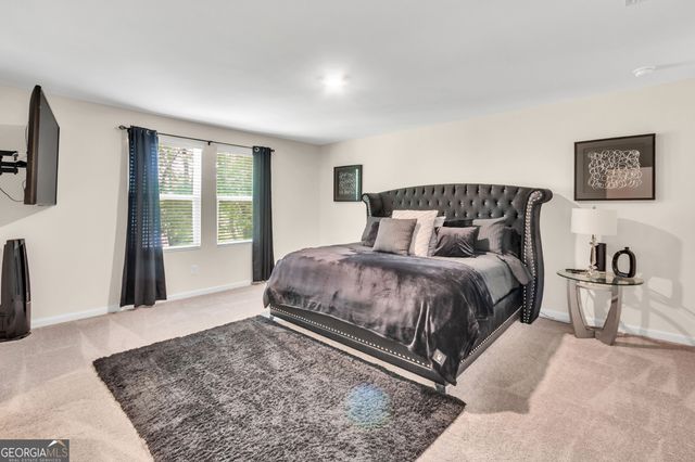 289 Pond Court, Hoschton, GA 30548