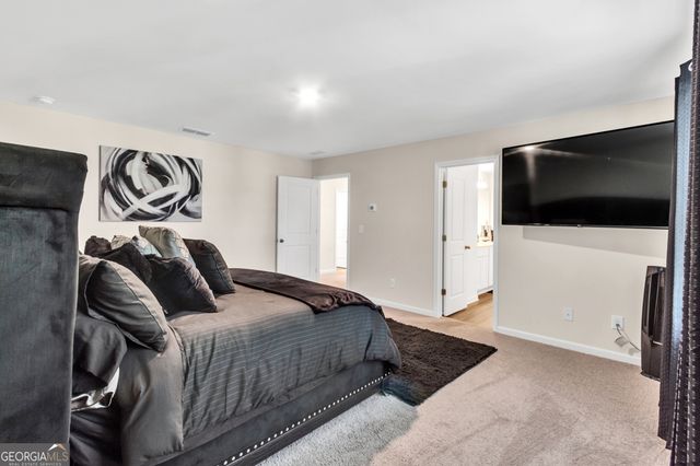 289 Pond Court, Hoschton, GA 30548