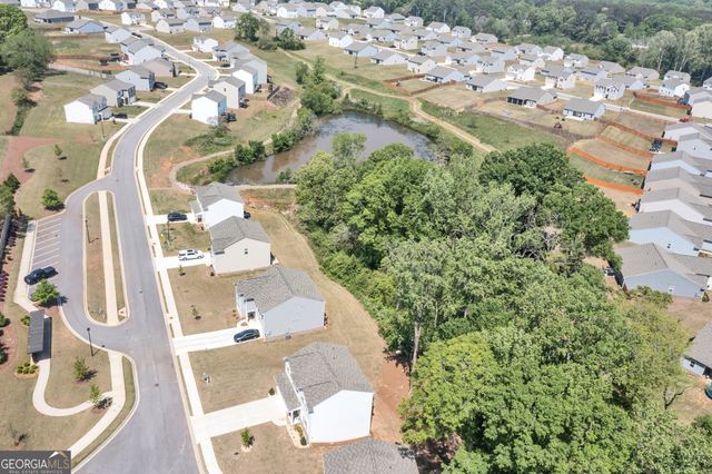 289 Pond Court, Hoschton, GA 30548