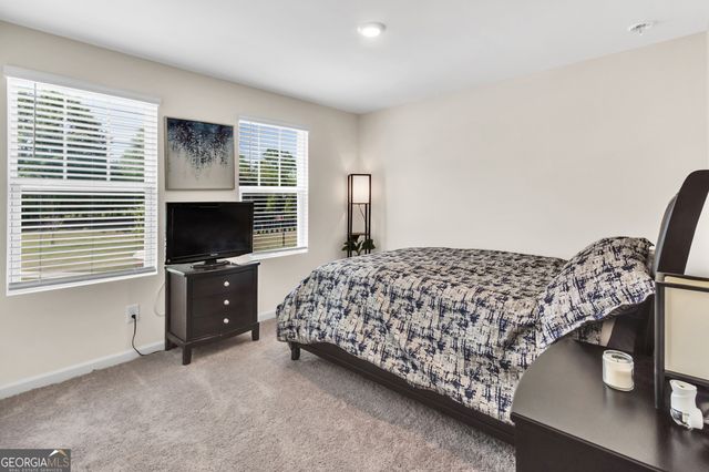 289 Pond Court, Hoschton, GA 30548