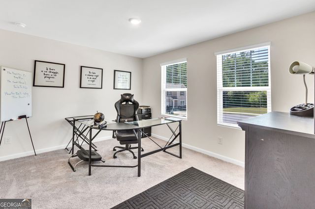 289 Pond Court, Hoschton, GA 30548