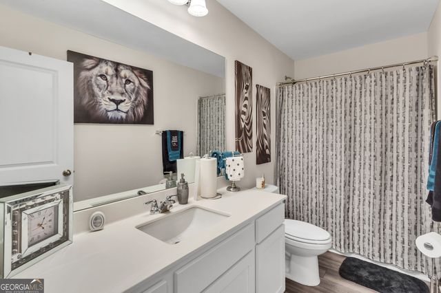 289 Pond Court, Hoschton, GA 30548