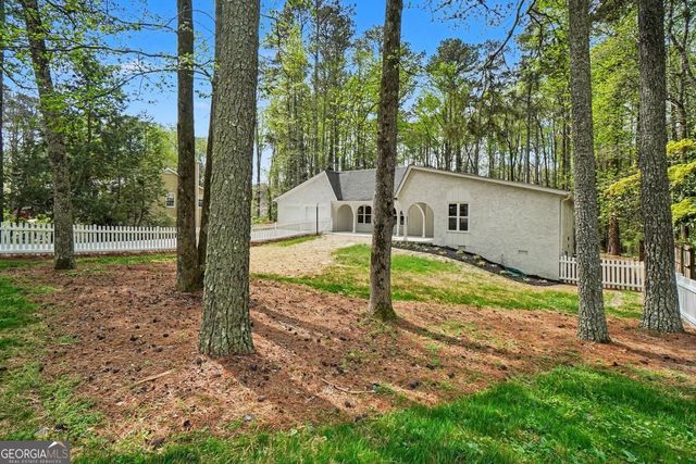 1827 Meadowood Drive, Marietta, GA 30062