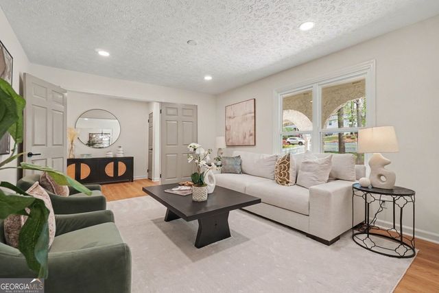 1827 Meadowood Drive, Marietta, GA 30062