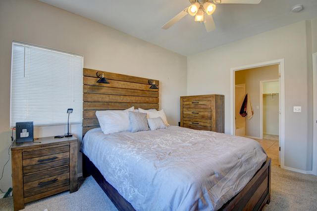 6800 Vista Del Norte Road NE 923, Albuquerque, NM 87113