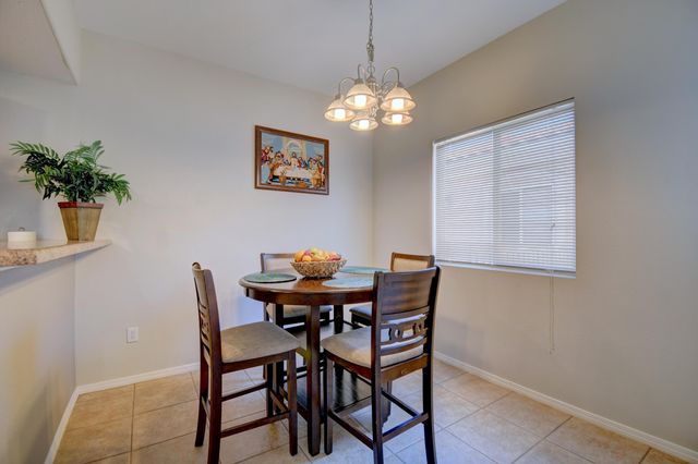 6800 Vista Del Norte Road NE 923, Albuquerque, NM 87113