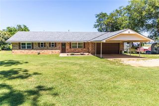 600 Peachtree Lane, Lexington, OK 73051