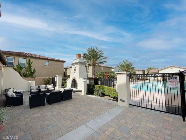 5862 Ginger Drive, Eastvale, CA 92880