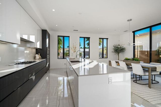 57757 Santo Thomas, La Quinta, CA 92253