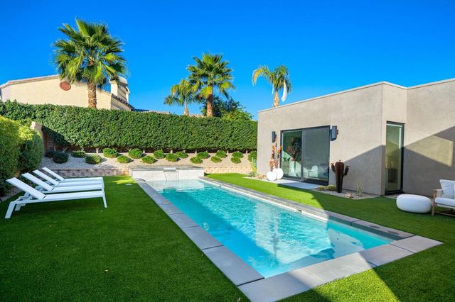 57757 Santo Thomas, La Quinta, CA 92253