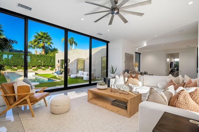 57757 Santo Thomas, La Quinta, CA 92253