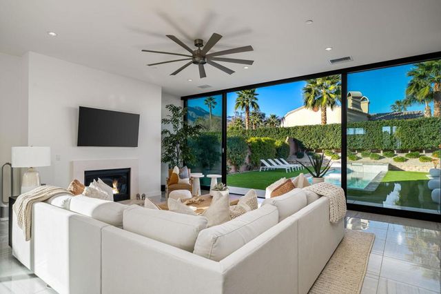 57757 Santo Thomas, La Quinta, CA 92253