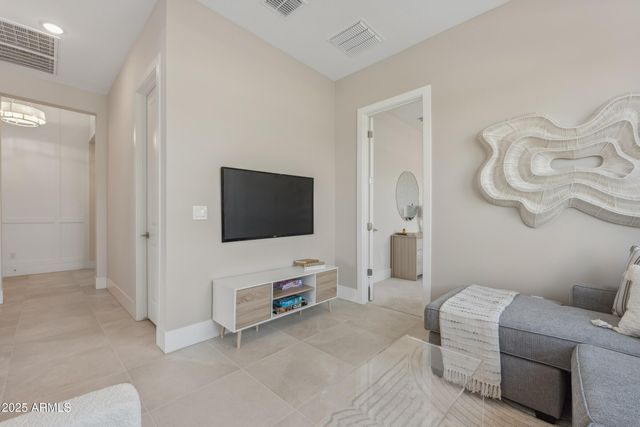 641 E Grayling Road, San Tan Valley, AZ 85140