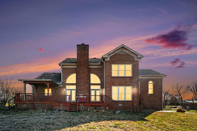 2132 Neelys Bend Rd, Madison, TN 37115