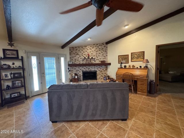 315 E MARCONI Avenue, Phoenix, AZ 85022